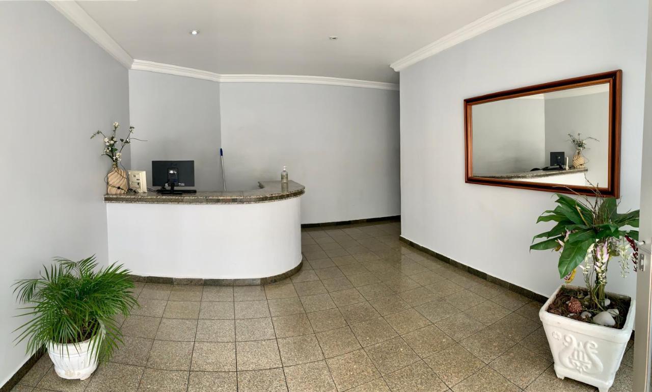 101- Lindo Apartamento Amplo E Decorado, 2 Quartos, Sala, Cozinha Completa, Mobiliario Moderno, Lavanderia , Excelente Localizacao No Bairro Bigorrilho クリチバ エクステリア 写真