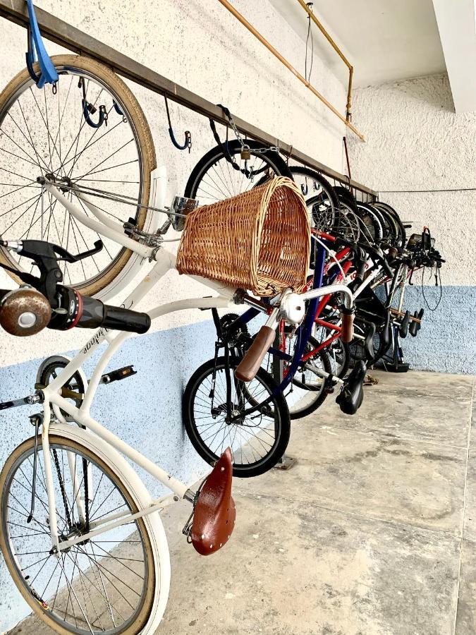 101- Lindo Apartamento Amplo E Decorado, 2 Quartos, Sala, Cozinha Completa, Mobiliario Moderno, Lavanderia , Excelente Localizacao No Bairro Bigorrilho クリチバ エクステリア 写真